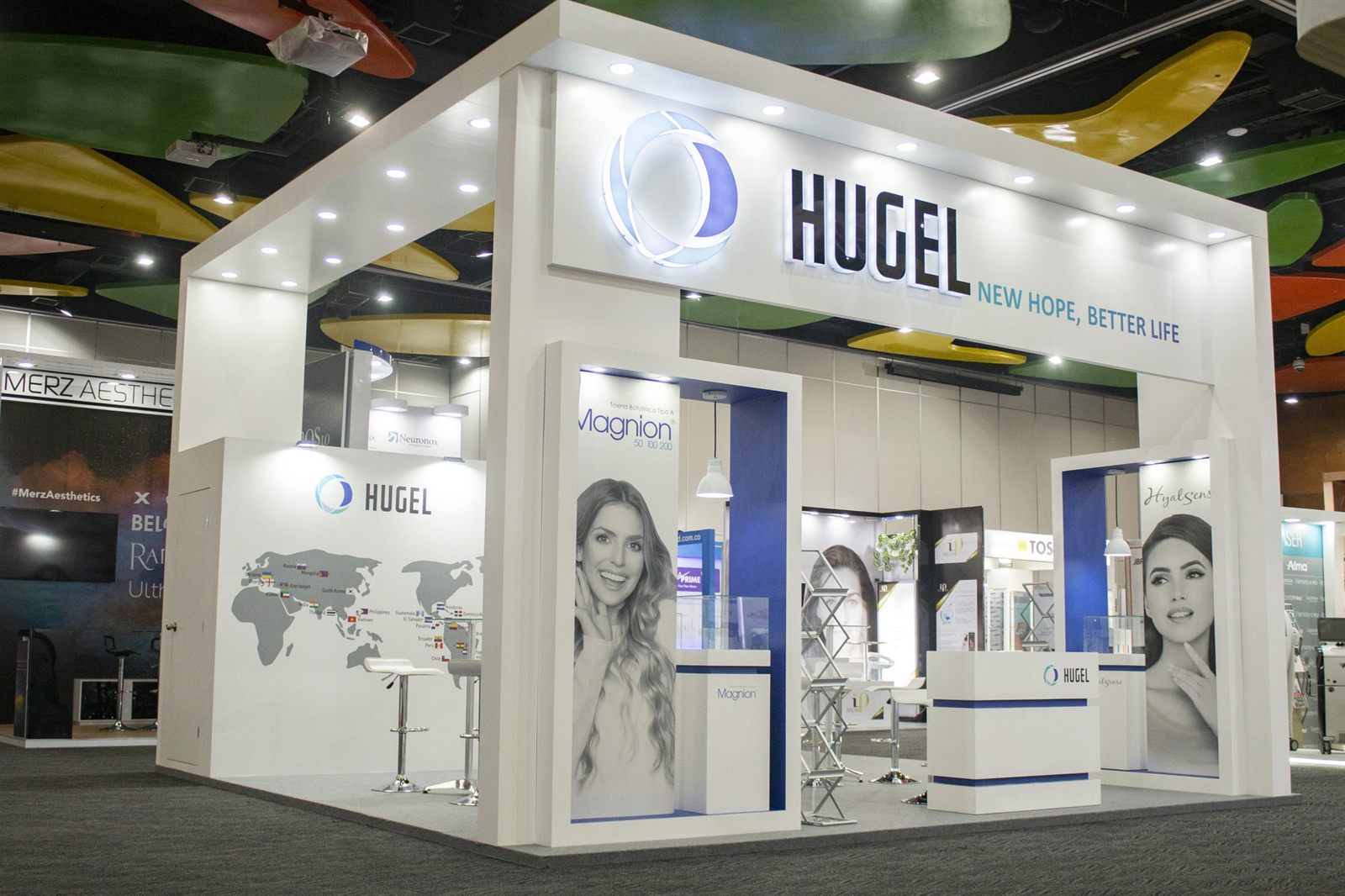 A clean white aesthetics exhibition stand at a medical congress in Colombia